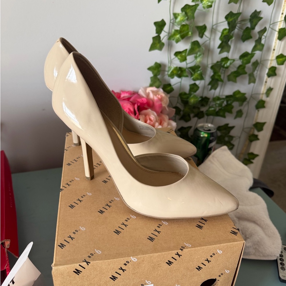 BCBG Paris Heels